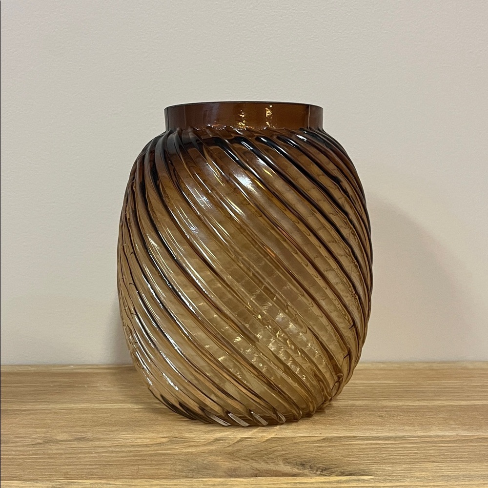 Elegant Brown Swirl Glass Vase